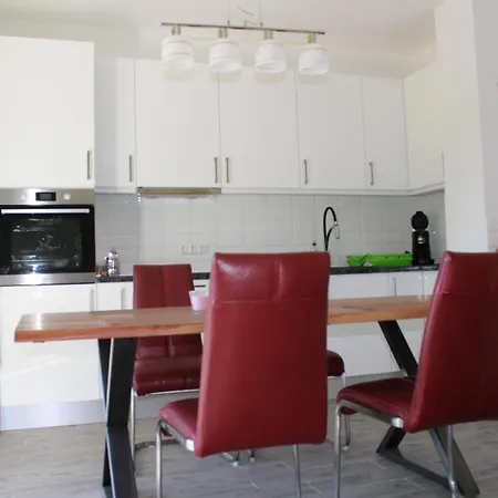 בית נופש Villa- Vera Mit Pool In Ruhigem Waldstueck