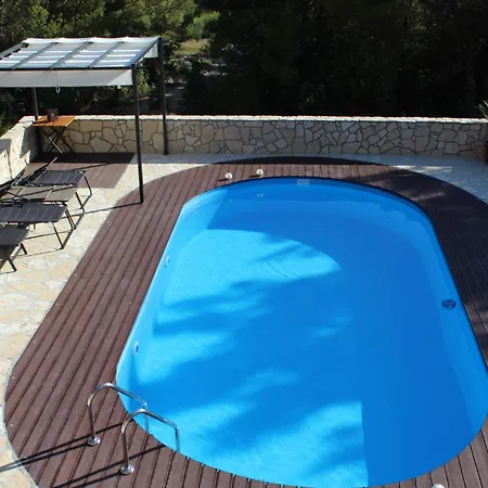 Villa- Vera Mit Pool In Ruhigem Waldstueck Σπίτι διακοπών Benkovac